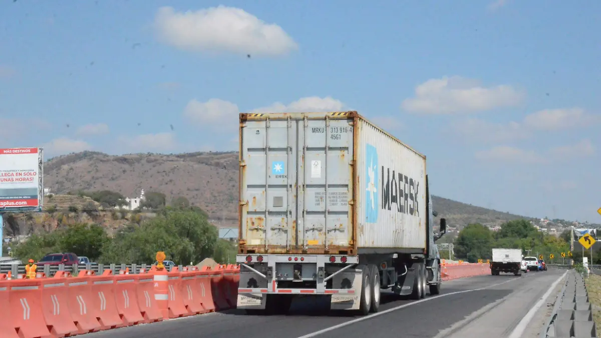 Por la baja de servicios de movilidad, operadores del transporte de carga pesada buscan